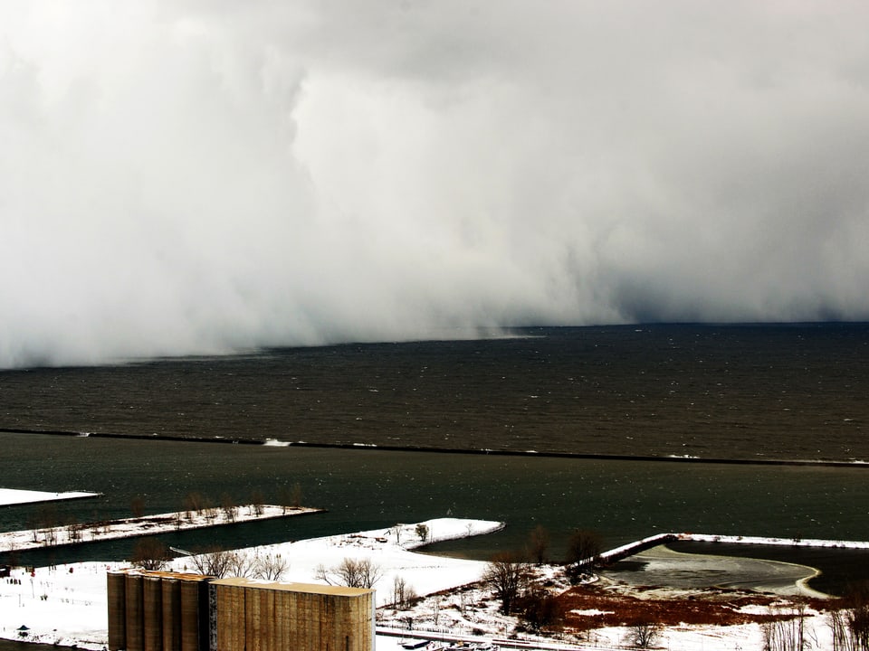 Schneesturm über dem Lake Erie