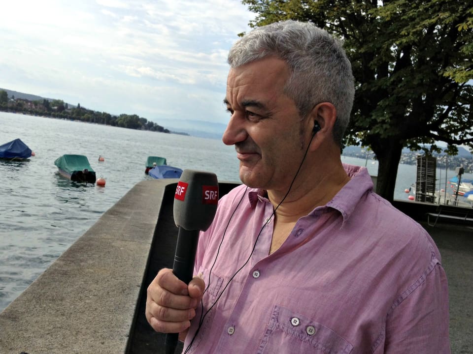 Schaltung ins «Treffpunkt»-Studio: Fredy Gasser am Mikrofon.