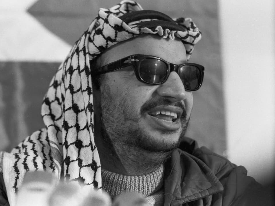 Arafat 1970 an einer Medienkonferenz in Jordanien