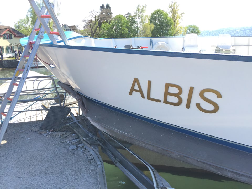 Der Bug des Schiffs «Albis».
