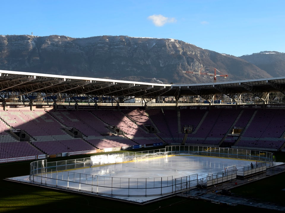 Den Zuschauern bietet sich im Stade de Genève ein schöner Ausblick.