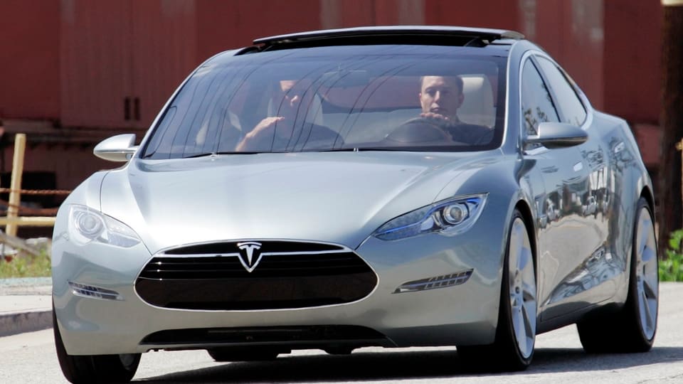 Tesla 2009 in den USA. 