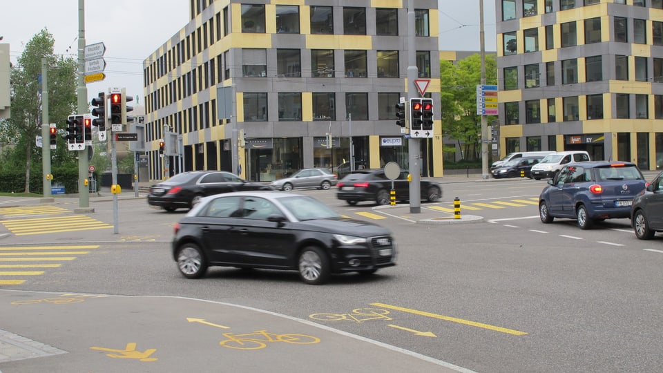 Kreuzung Bogenstrasse-St.Leonhard-Strasse 