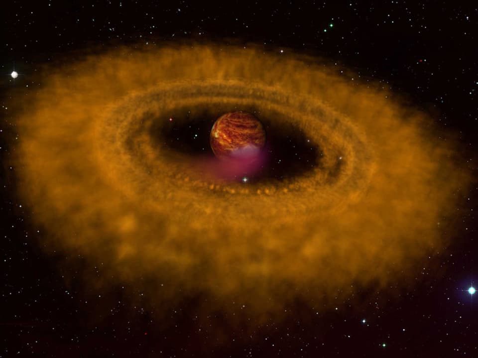Ein anderer junger Planet, der umringt wird von einer orangen Materien-Scheibe im schwarzen Weltall.  