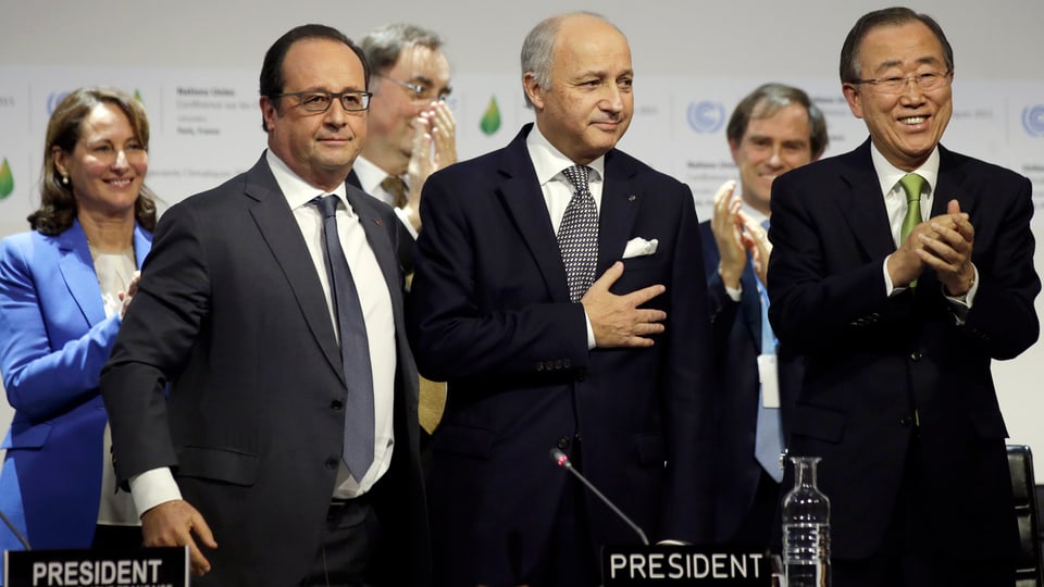 François Hollande, Laurent Fabius und Ban Ki Moon vereint am Klima-Gipfel. 