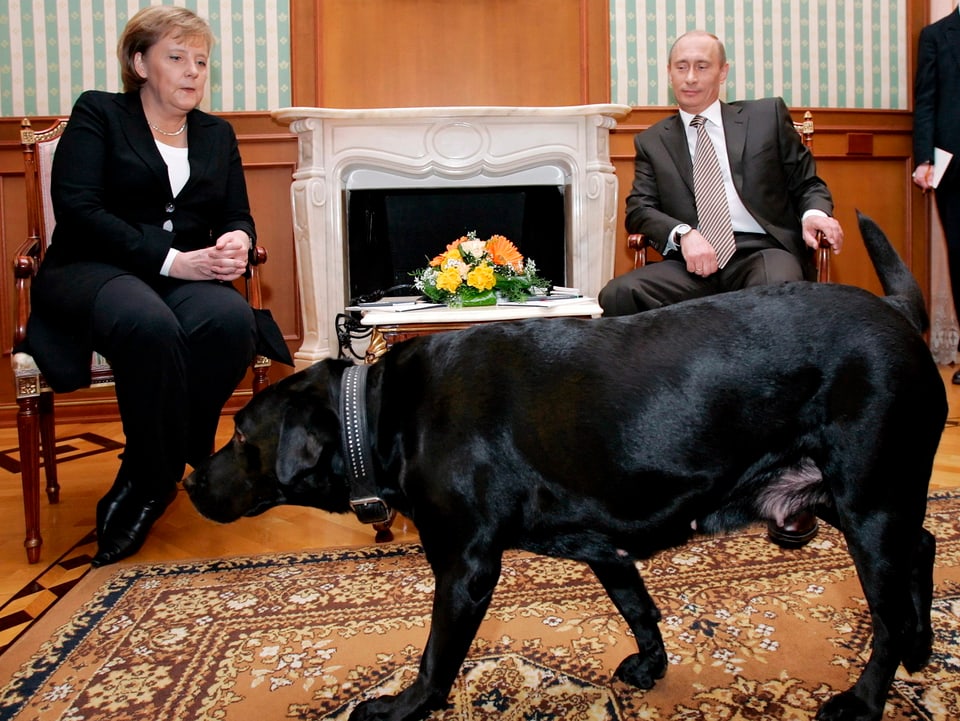 Merkel 2007 beim Besuch bei Putin