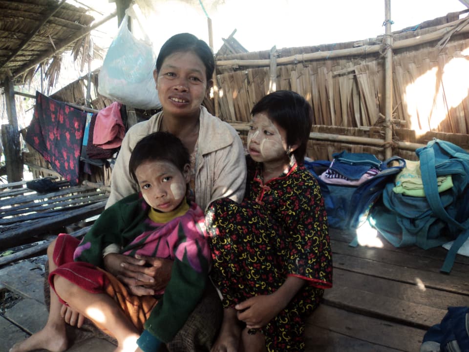 In den Grossstädten Mandalay und Yangon unterstützt Terre des hommes – Kinderhilfe die Behörden dabei, Strassenkinder wieder in ihre Familien oder in die Gemeinschaft einzugliedern. 