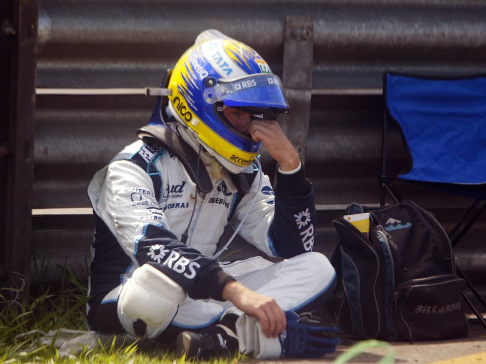 Ein frustrierter Nico Rosberg beim GP Brasilien 2006.