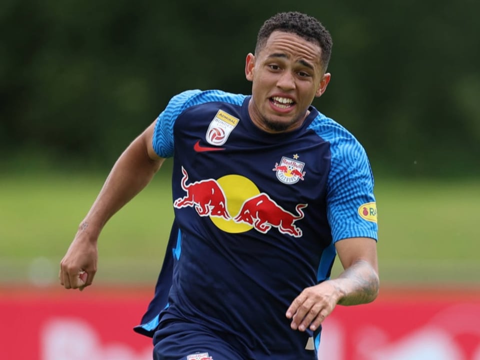 Schon wieder früh gefordert Noah Okafor.