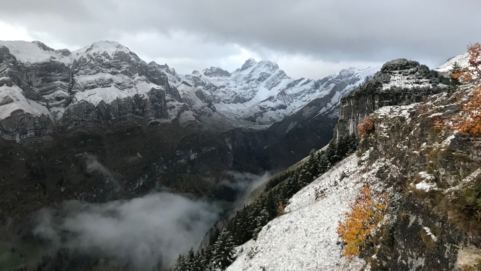 Angezuckerte Alpsteinkette am Morgen des 6. Oktobers