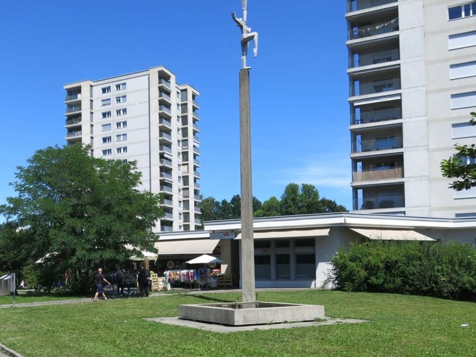 Zwei Hochhäuser in Winterthur.