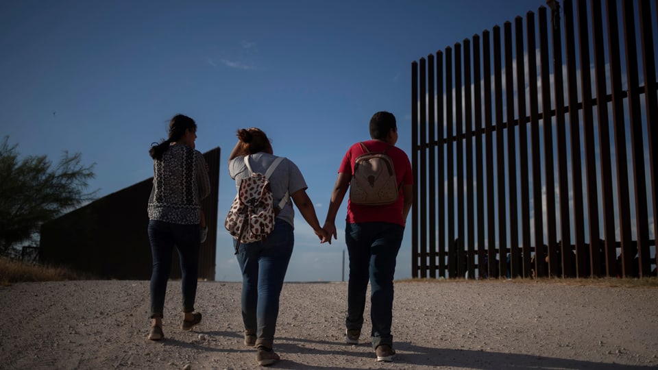 USA schicken Migranten zurück nach Mexiko