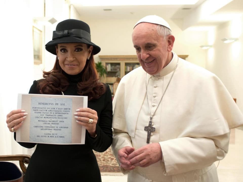 Papst Franziskus und Argenitniens Präsidentin Kirchner.