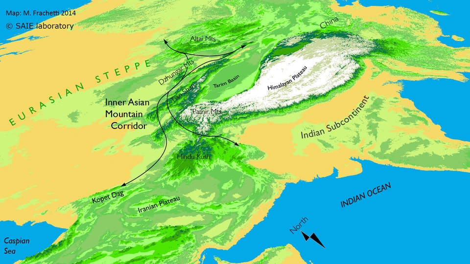 Karte von Eurasien mit eingezeichneten Pfaden.