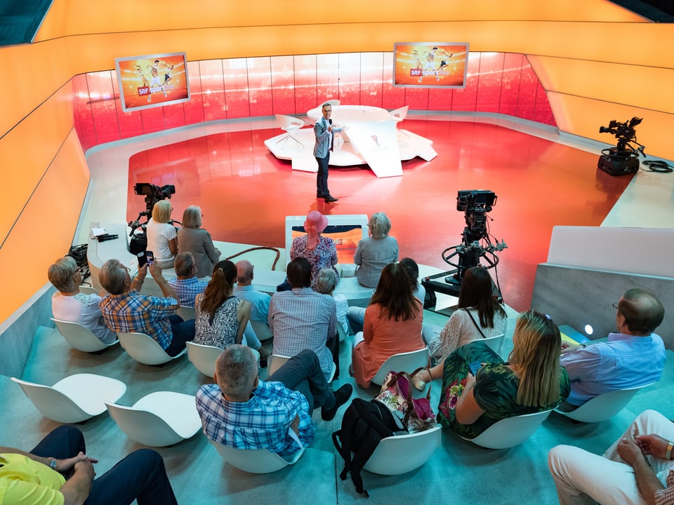 Matthias Hüppi erzählt von seiner Arbeit als Sportmoderator bei SRF.