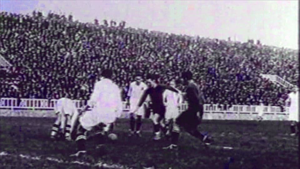 Aufnahme eines Fussballspiels des FC Barcelona im ersten Stadion.