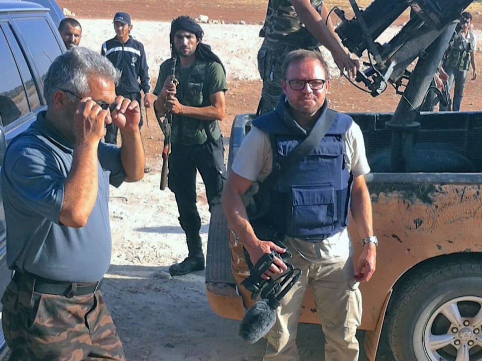 Kurt Pelda mit Schutzweste