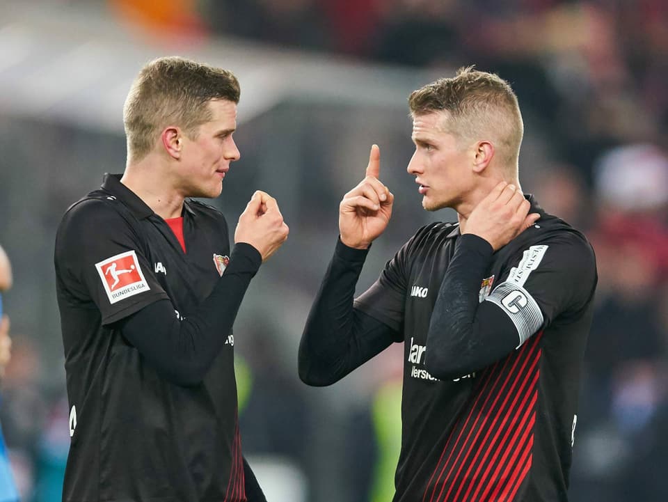 Leverkusens Zwillinge Sven (l.) und Lars Bender. 