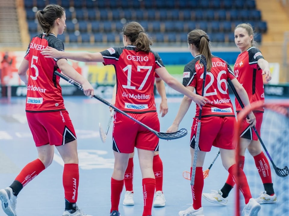 Die Schweizer Unihockey-Frauen.