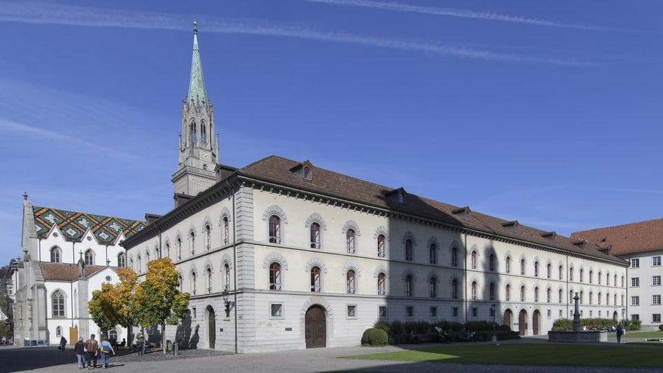 n dieser Ecke des Stiftsbezirks befindet sich der Grossteil des Staatsarchivs des Kantons St. Gallen. Noch.I