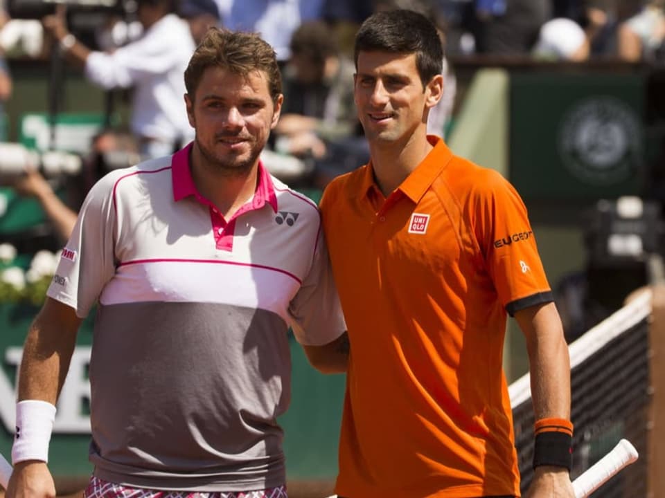 Stan Wawrinka und Novak Djokovic, hier beim Foto vor dem French-Open-Final 2015.