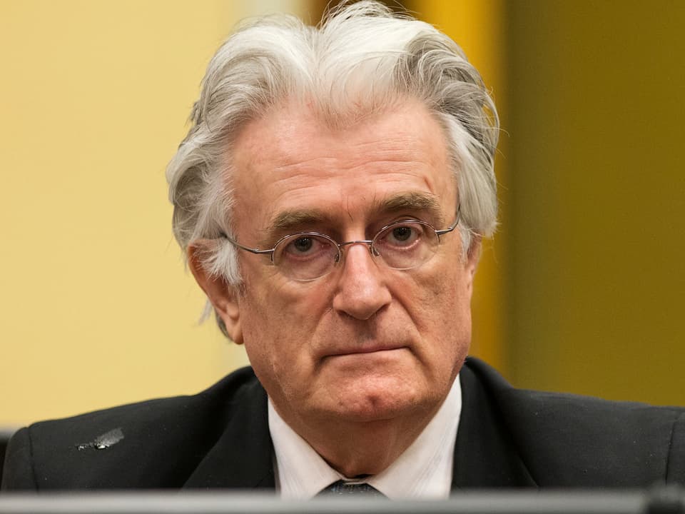 Karadzic vor dem Haager Kriegsverbrechertribunal 