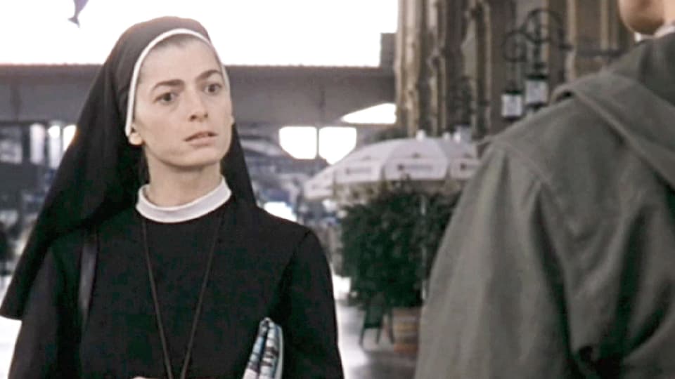 Emmanuelle Laborit als Nonne im Film «Stille Liebe».