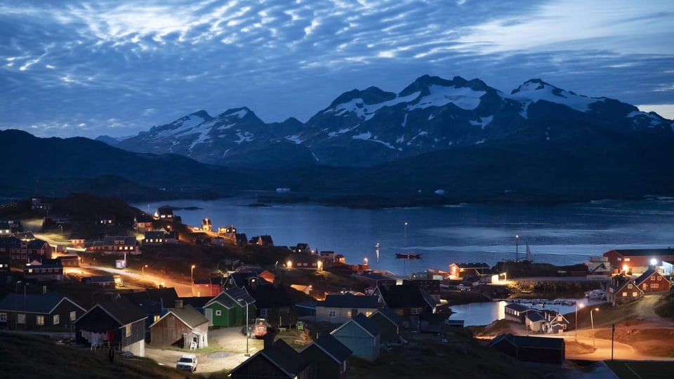 Sonnenuntergang in Tasiilaq.