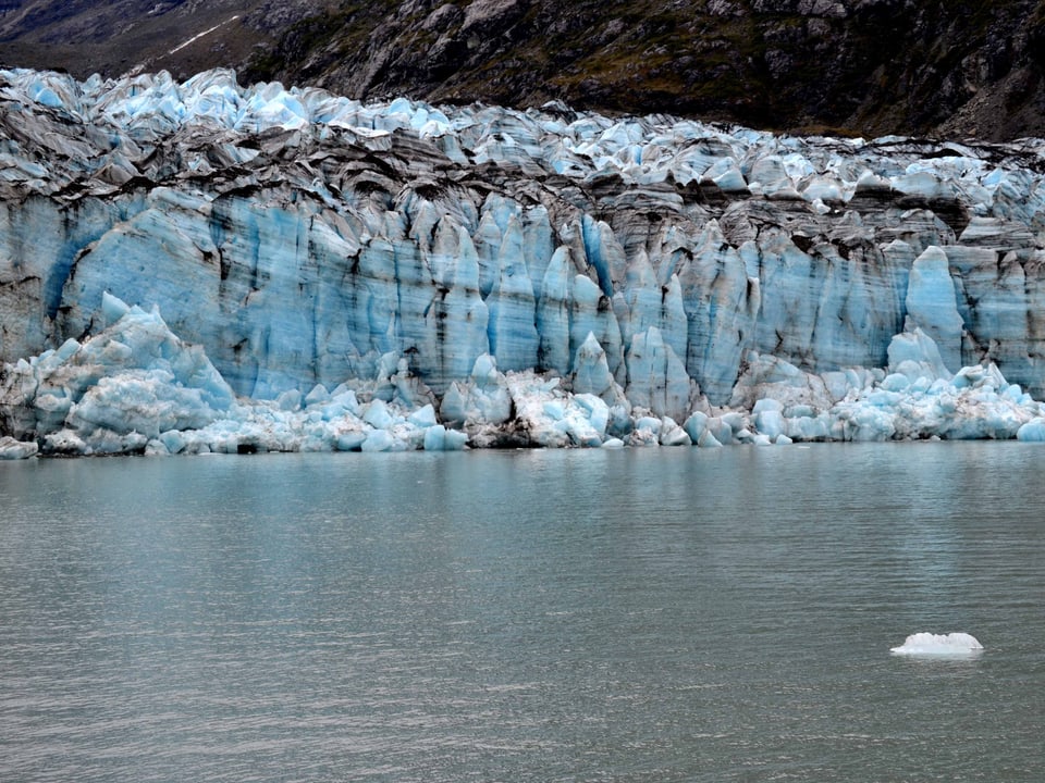 Einer der sogenannten Tide-Water-Glaciers im Nationalpark.