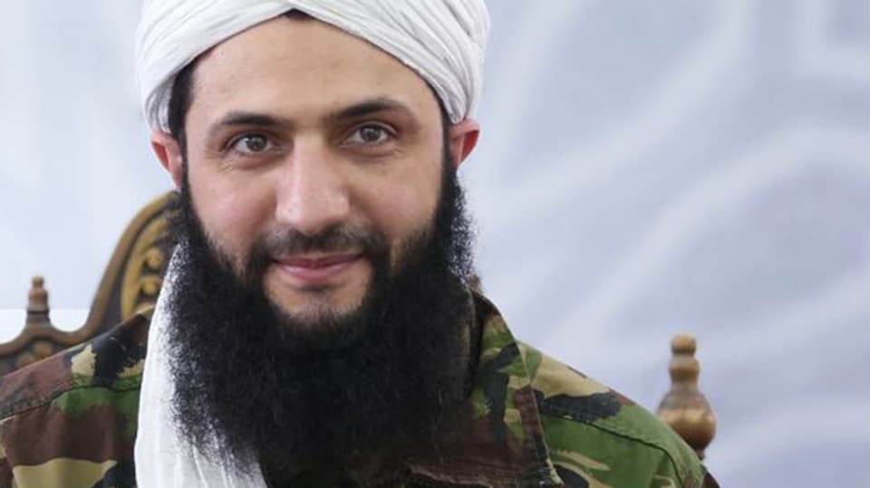 Der Anführer der Terrormiliz, die bis dato Al-Nusra-Front hiess: Abu Mohammed al-Dschaulani.