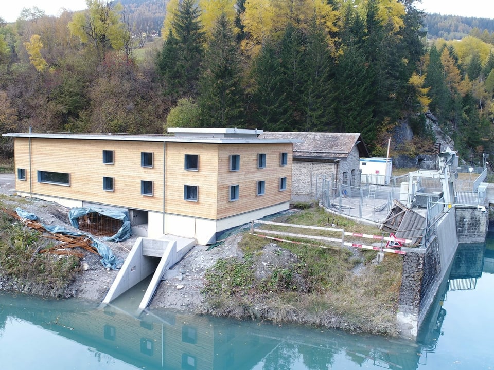 Das Kleinwasserkraftwerk Adont in der Nähe von Savognin befindet sich derzeit im Bau und soll Ende 2022 in Betrieb gehen.