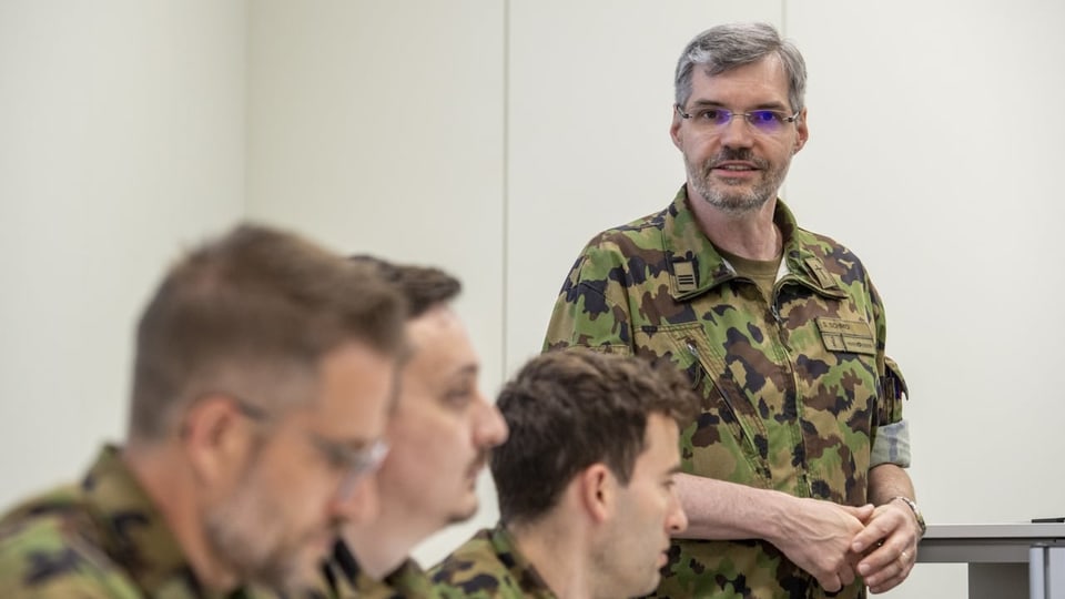 Neue Diversität für die Armee - Eine Schweizer Armeeseelsorge für alle –  auch für Muslime - Kultur - SRF