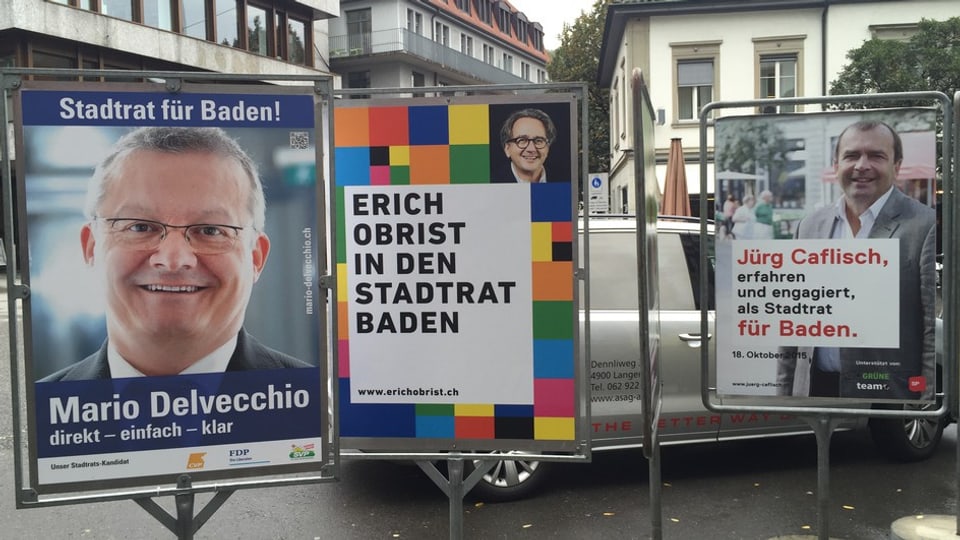 Wahlplakate.