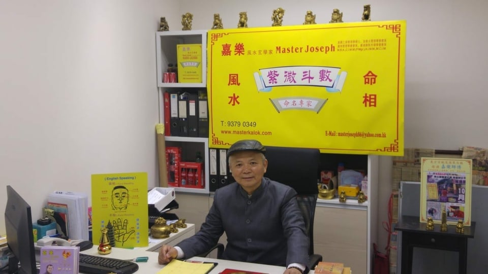 Joseph Wong in seinem Büro in Hongkong.