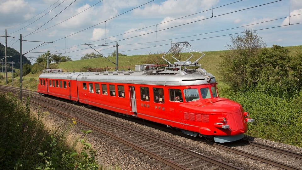 Der Rote Pfeil, ein legendärer Eisenbahnzug. 