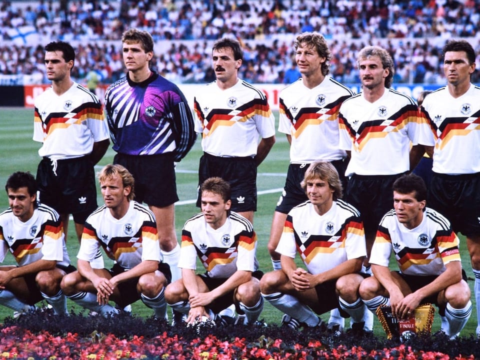 Deutsche Startelf im Teamfoto vor einem Spiel