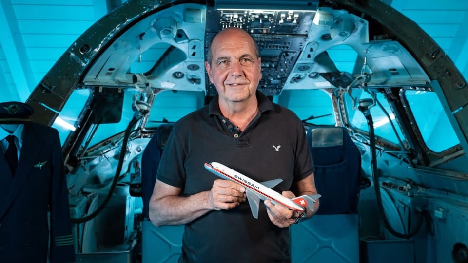 Swissair-Fan mit eigenem Flugzeug-Cockpit