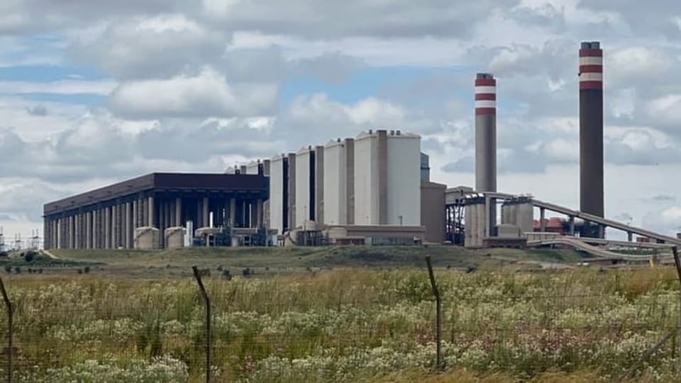 Ein Kohlekraftwerk in Südafrika.