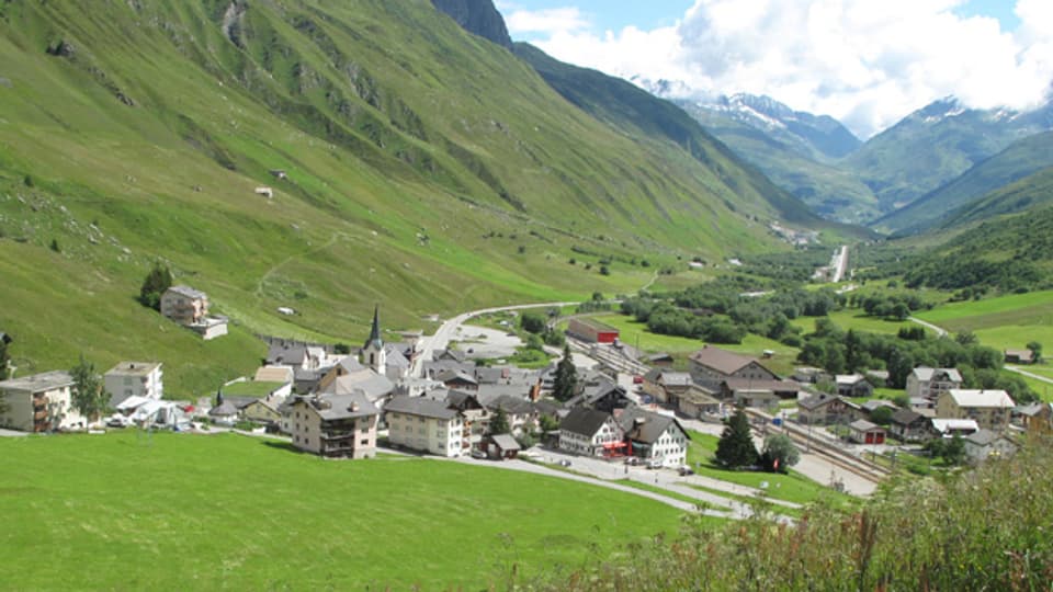 Blick über Realp und das Urserental.