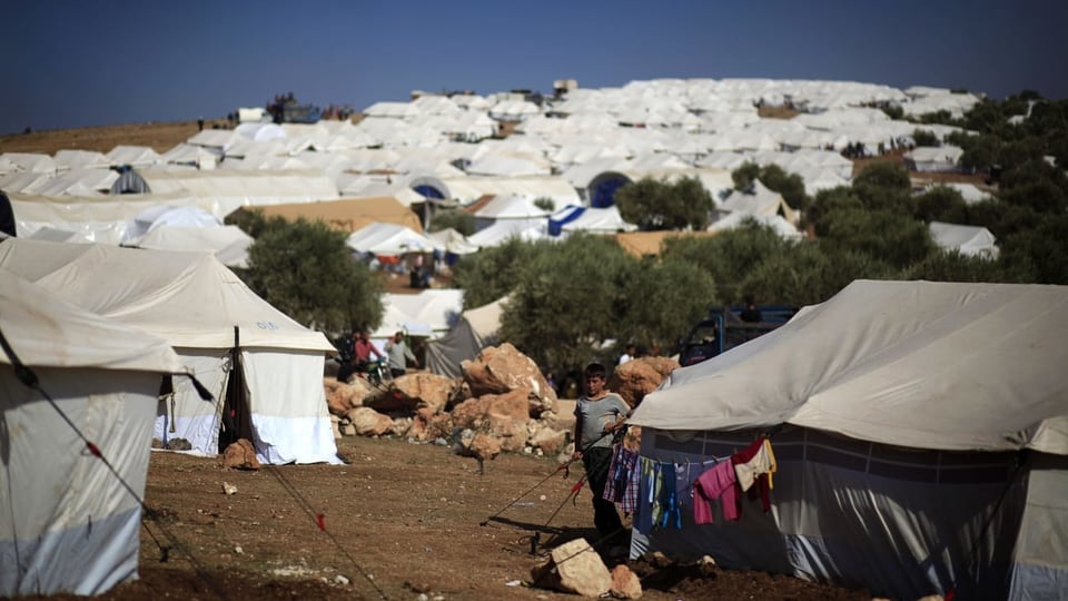 Flüchtlingscamp Atmeh an der Grenze zur der Türkei: 