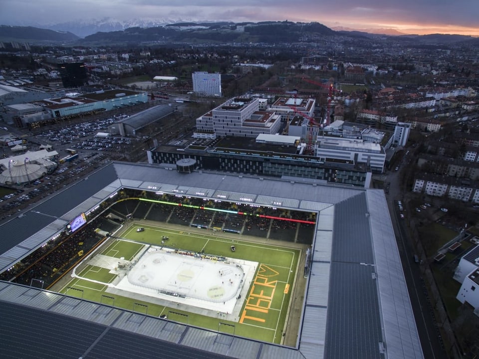 Das Stade de Suisse von oben.