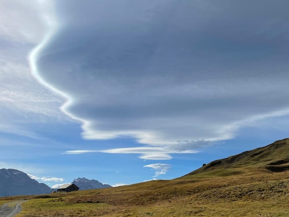 Wellenförmige Wolken