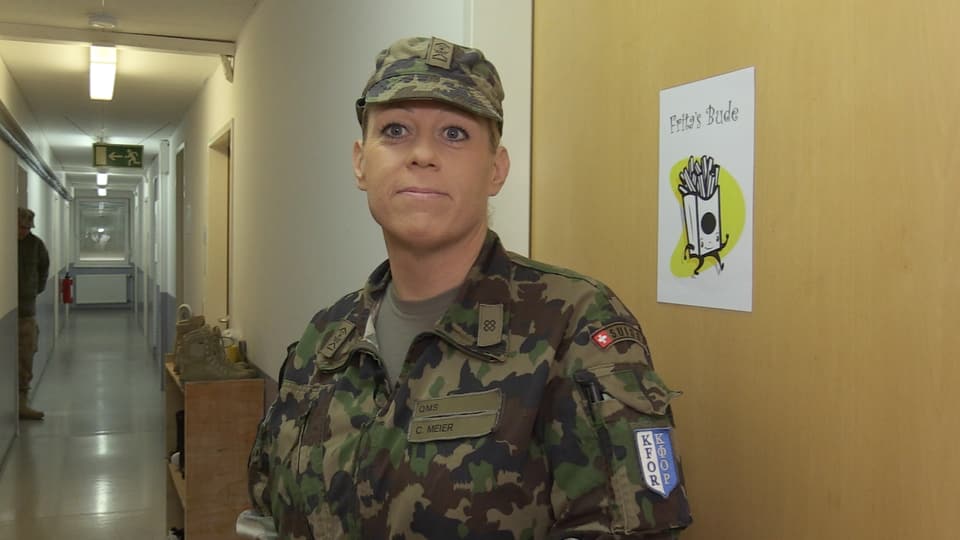 Claudia Meier in Militäruniform