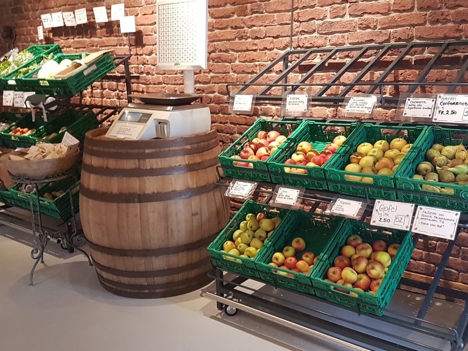 Obst und Gemüse in Hofladen