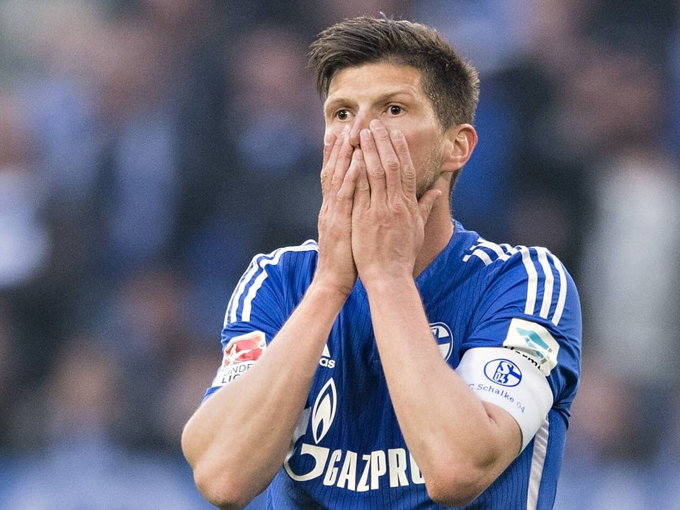 Schalkes Hunterlaar ist die Enttäusch ins Gesicht geschrieben.
