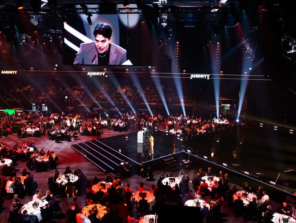 Andryy gewinnt den SMA «SRF 3 Best Talent».