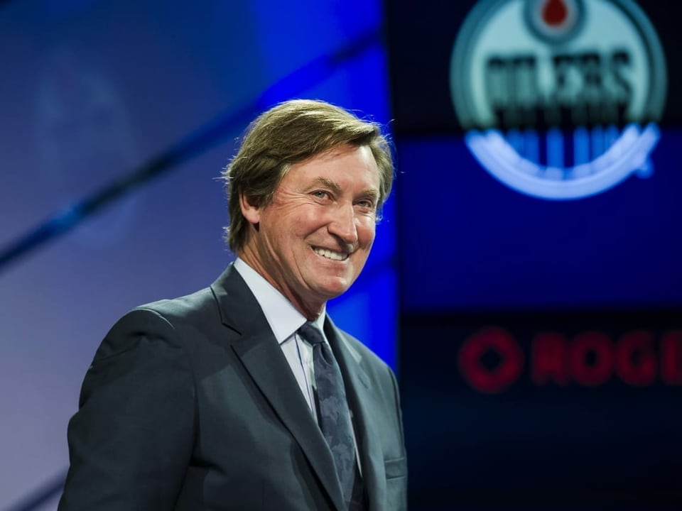 Wayne Gretzky.