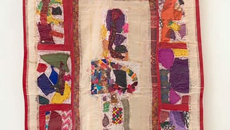 Künstlerin Nesa Gschwend untersucht mit Textilem das Menschsein