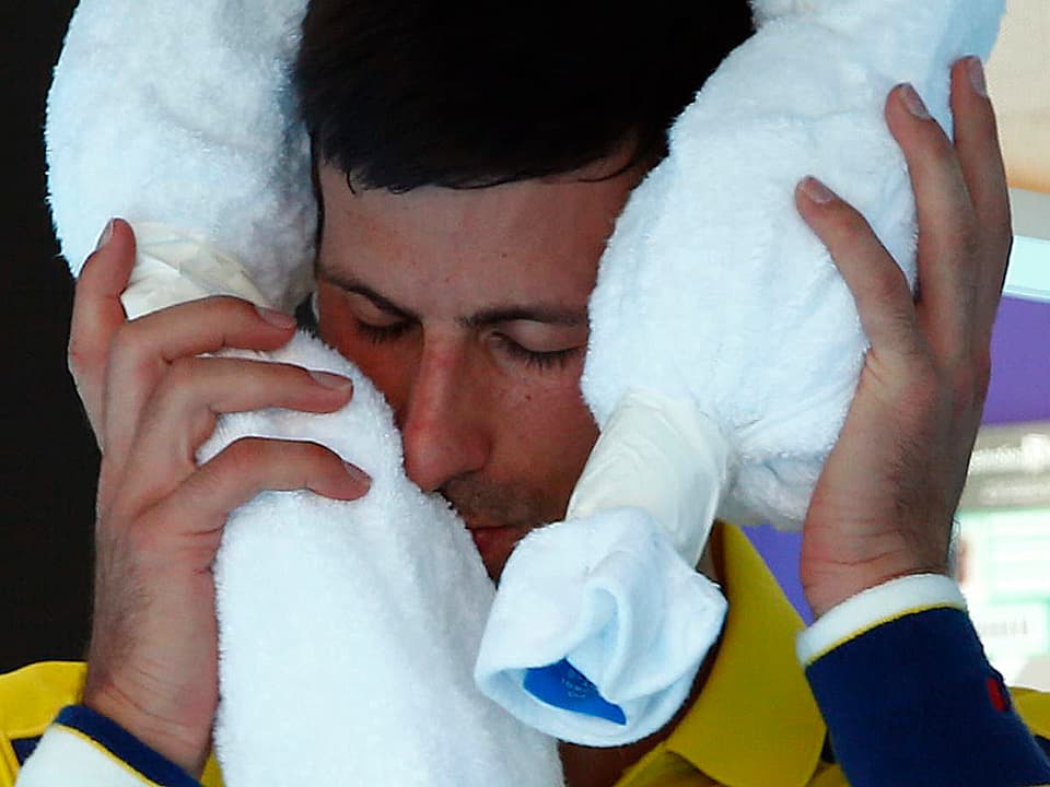 Novak Djokovic kühlt sich.
