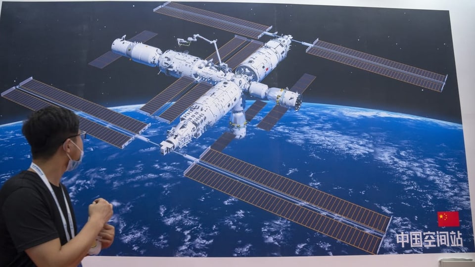 Zu sehen ein Bild einer Raumstation